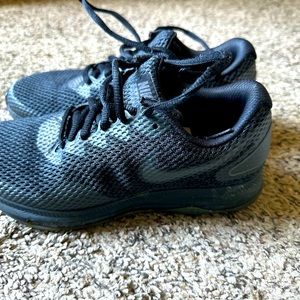 Women’s NIKE Downshifter 11 Running Shoes  Size 7.5